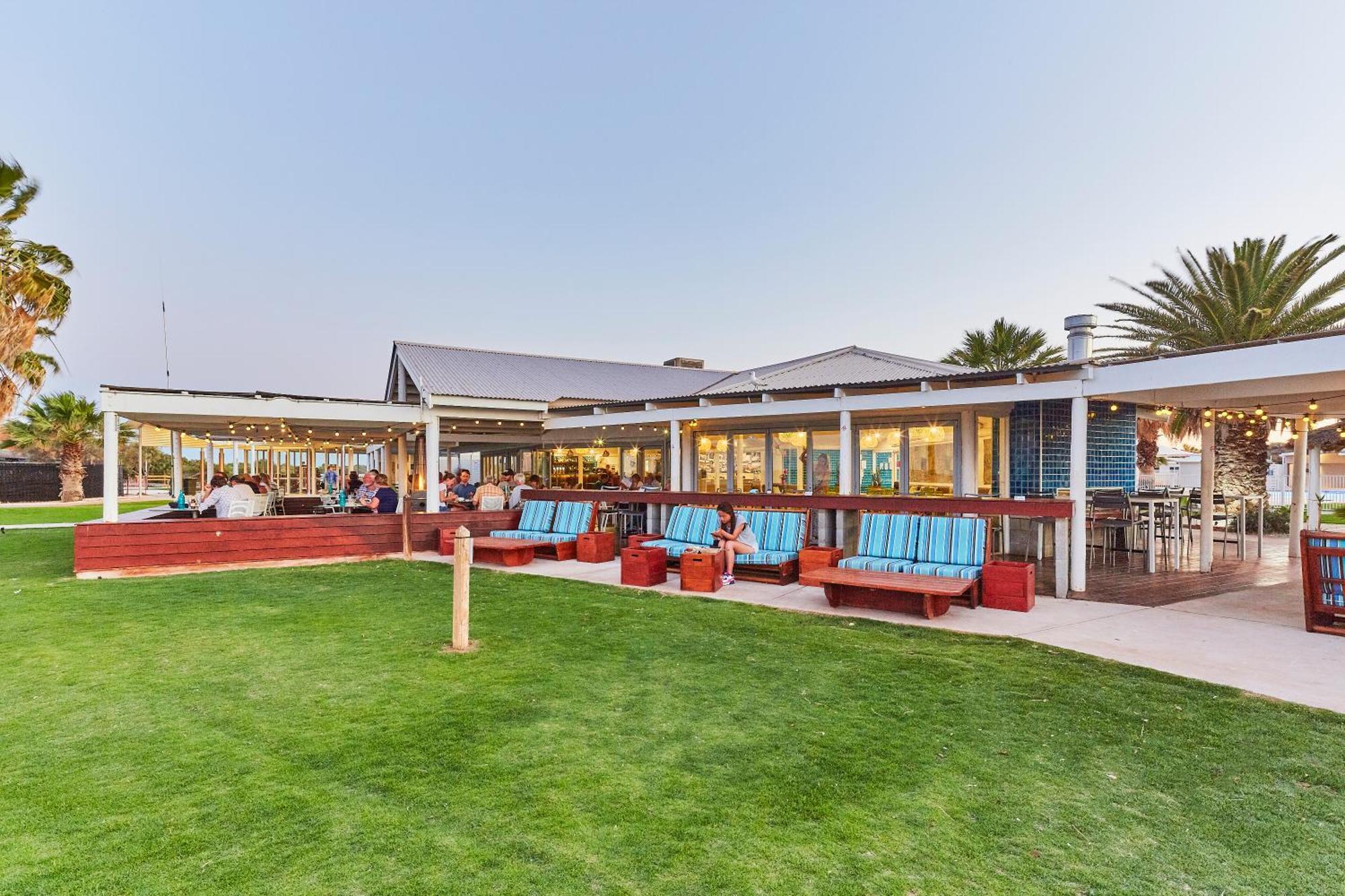 Rac Monkey Mia Dolphin Resort Экстерьер фото